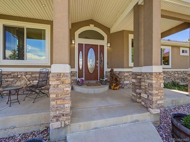8898 Longs Peak Cir, Windsor, CO 80550