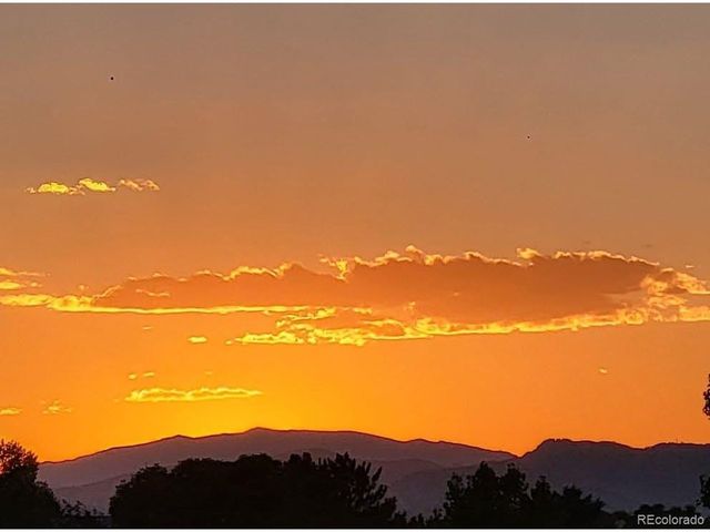 8898 Longs Peak Cir, Windsor, CO 80550