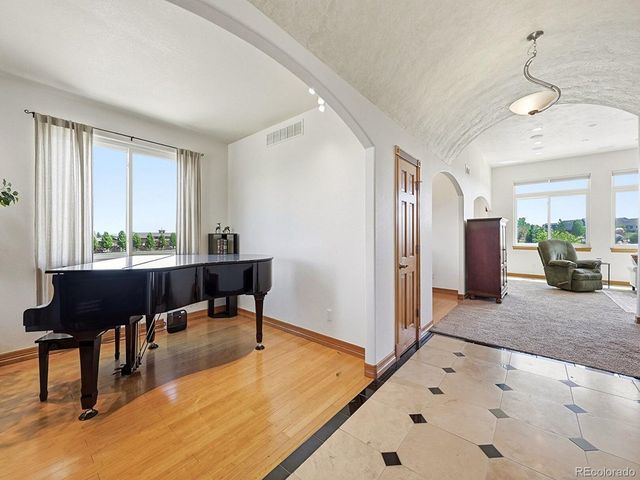 8898 Longs Peak Cir, Windsor, CO 80550
