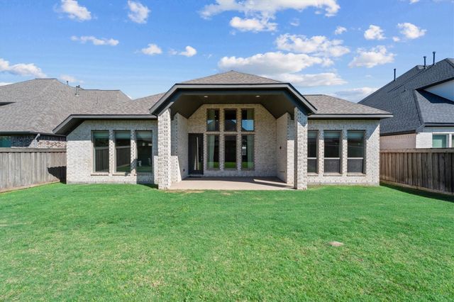 28348 Sterling Oak Drive, Spring, TX 77386