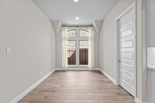 28348 Sterling Oak Drive, Spring, TX 77386