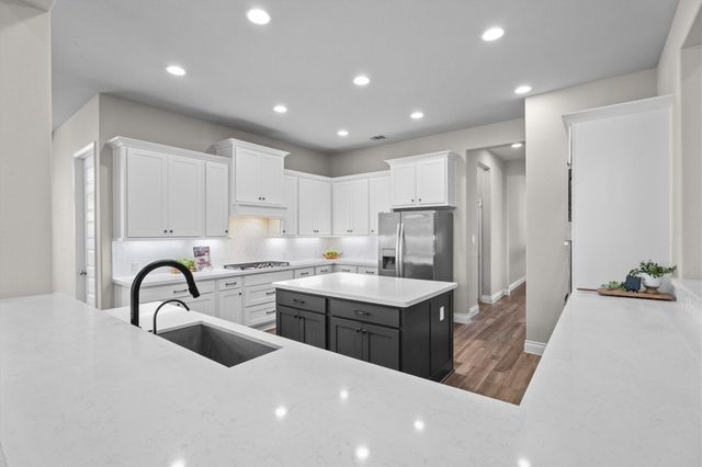 28348 Sterling Oak Drive, Spring, TX 77386