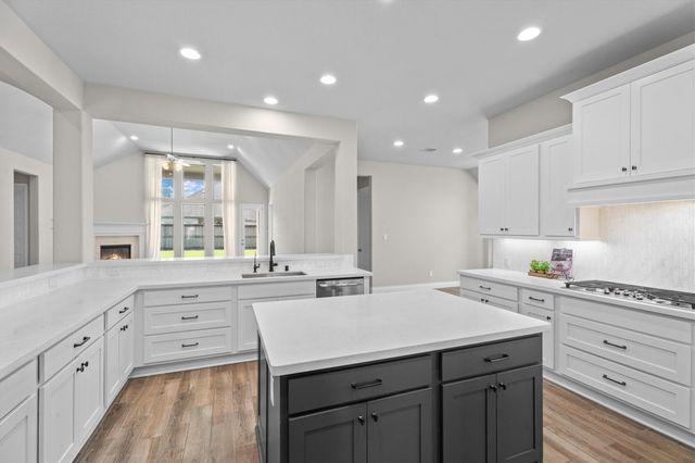 28348 Sterling Oak Drive, Spring, TX 77386