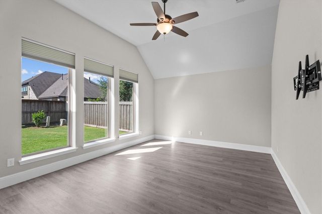 28348 Sterling Oak Drive, Spring, TX 77386