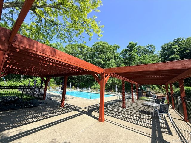 31 Saddle Trail 5, Ossining, NY 10562