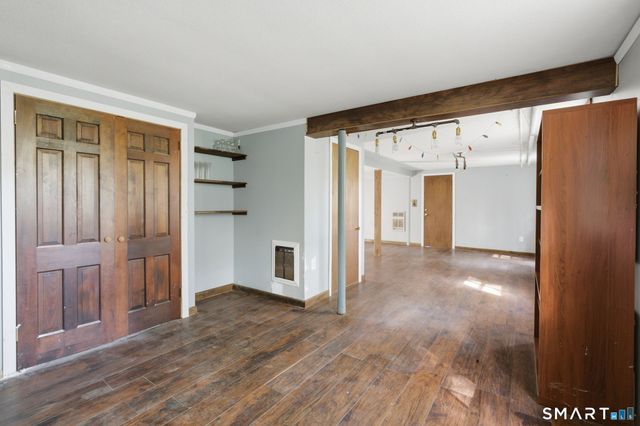 15 Sanctuary Drive, Simsbury, CT 06070