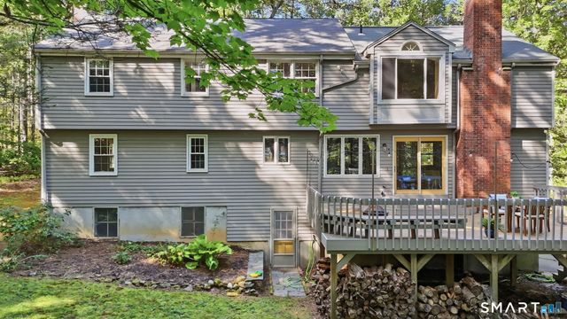 15 Sanctuary Drive, Simsbury, CT 06070