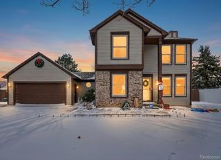 8051 Rose Lane, Goodrich Village, MI 48438