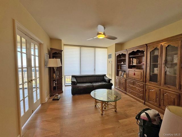 27110 Grand Central Parkway 20D, Floral Park, NY 11005