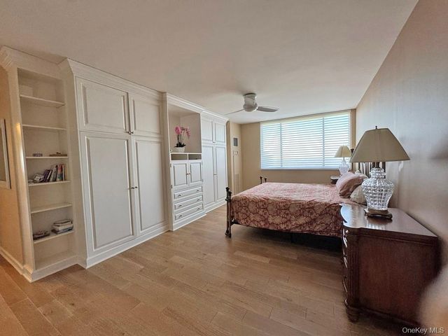 27110 Grand Central Parkway 20D, Floral Park, NY 11005