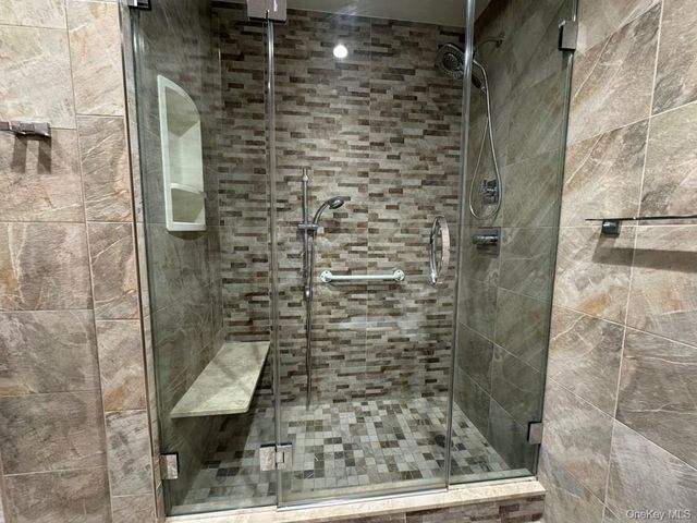27110 Grand Central Parkway 20D, Floral Park, NY 11005