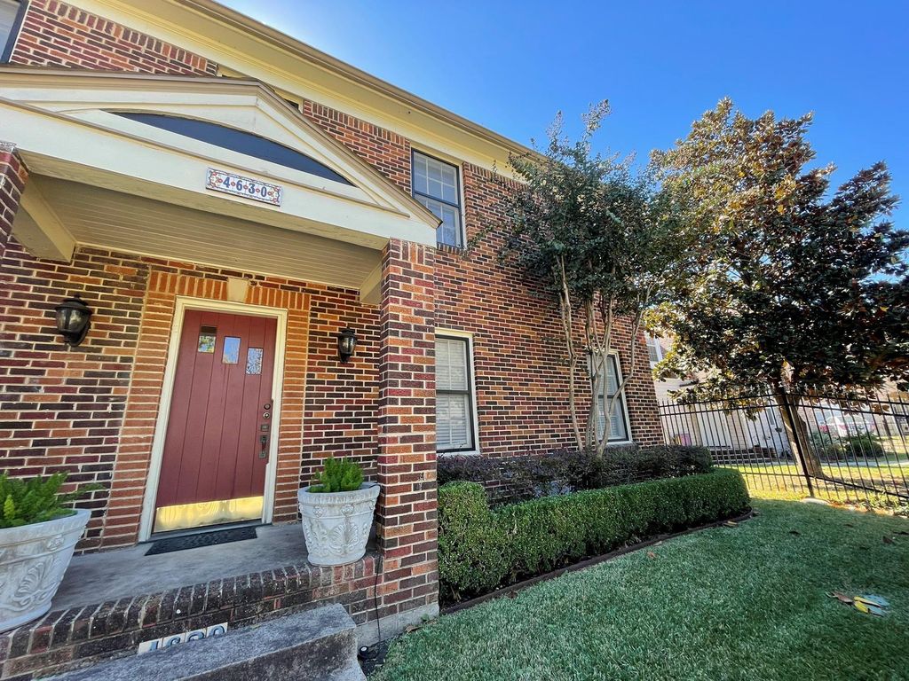 4630 Clay Street 4, Houston, TX 77023