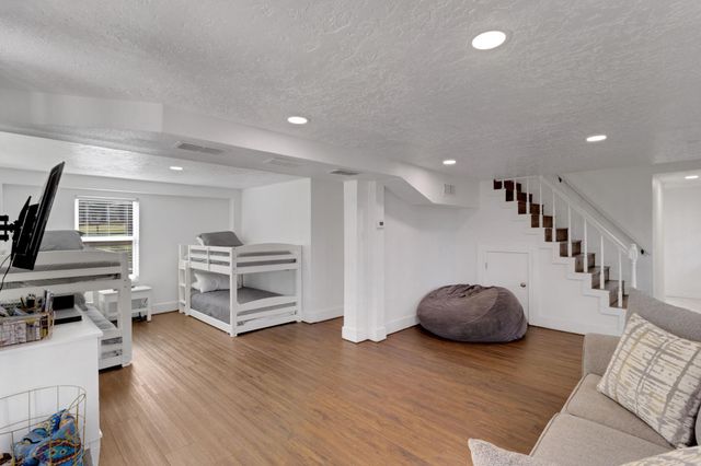 21 Red Bird Lane, Coldspring, TX 77331