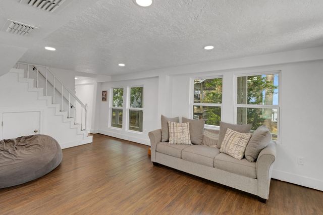 21 Red Bird Lane, Coldspring, TX 77331