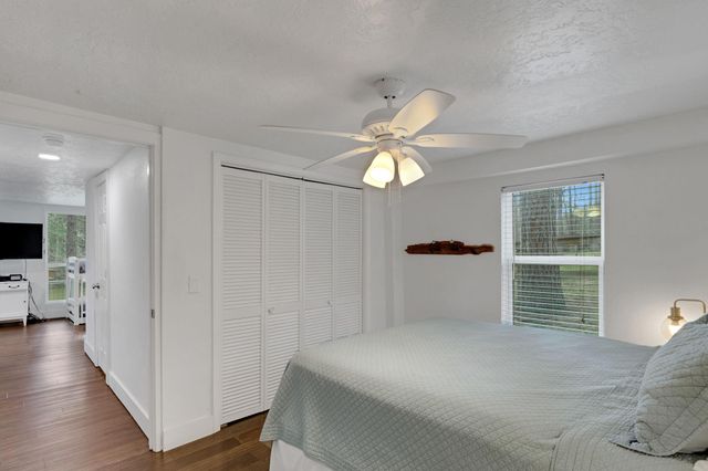 21 Red Bird Lane, Coldspring, TX 77331