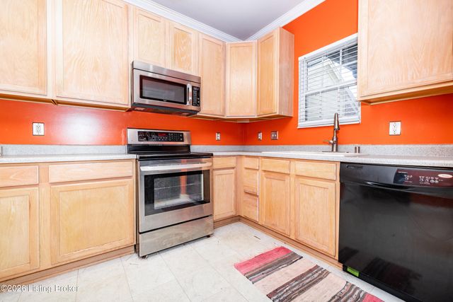 5010 Kames Square, Louisville, KY 40241