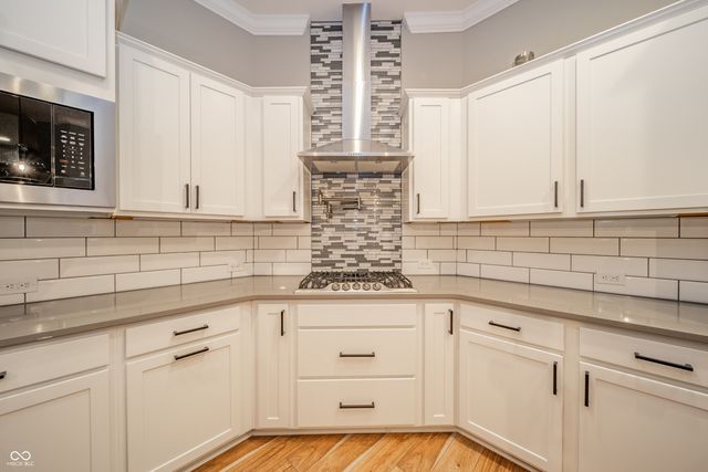 2105 Granville Drive, Westfield, IN 46074