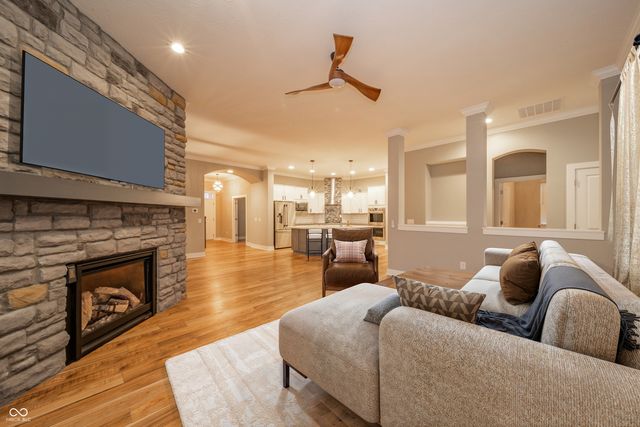 2105 Granville Drive, Westfield, IN 46074