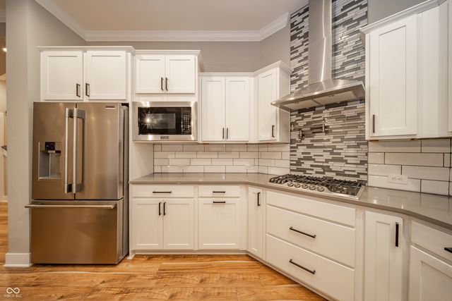 2105 Granville Drive, Westfield, IN 46074