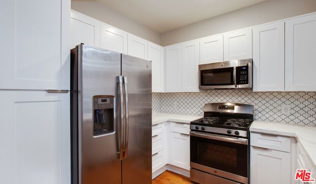 5553 W 6th Street 2-412, Los Angeles, CA 90036