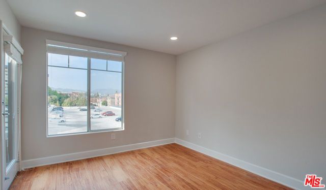 5553 W 6th Street 2-412, Los Angeles, CA 90036