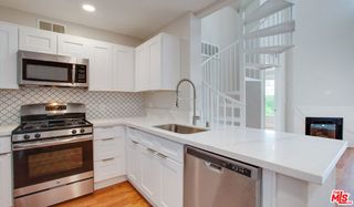 5553 W 6th Street 2-412, Los Angeles, CA 90036