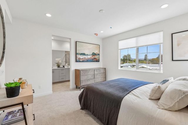 2500 Thyme Way, Carlsbad, CA 92008