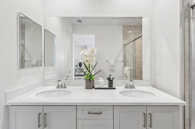 2500 Thyme Way, Carlsbad, CA 92008