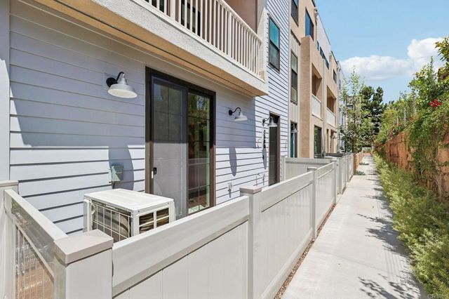 2500 Thyme Way, Carlsbad, CA 92008