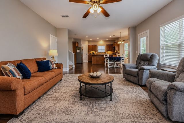 4314 Roxburghe Ct, Murfreesboro, TN 37128