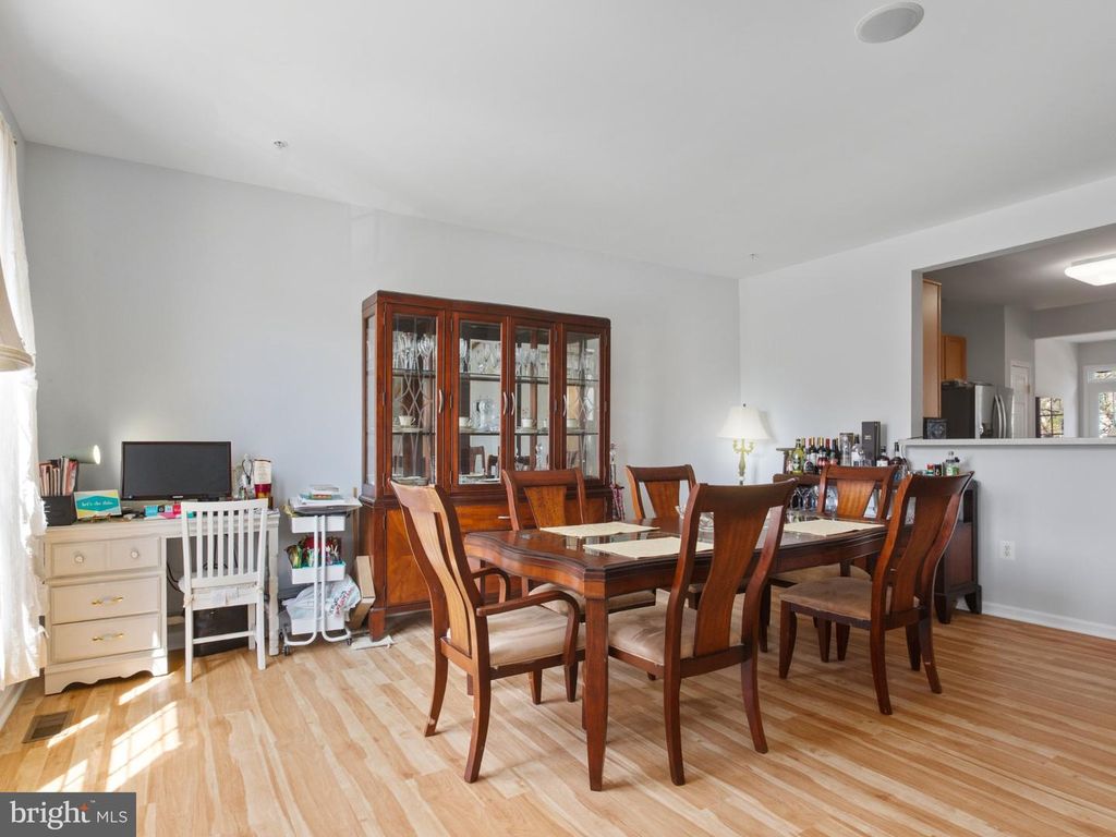 Image 12 of property listing at 4225 LAVENDER LN, Bowie, MD 20720