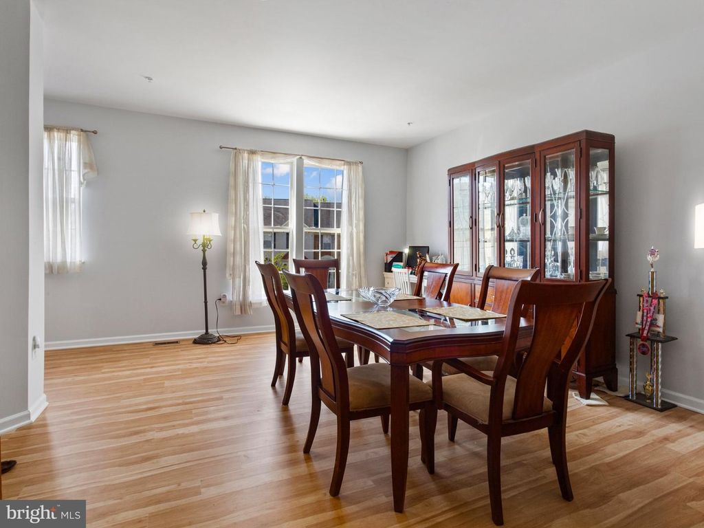 Image 13 of property listing at 4225 LAVENDER LN, Bowie, MD 20720