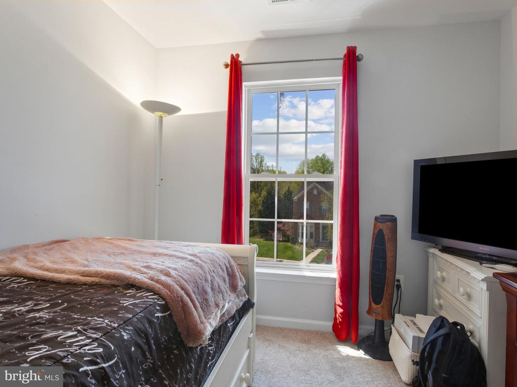 Image 22 of property listing at 4225 LAVENDER LN, Bowie, MD 20720