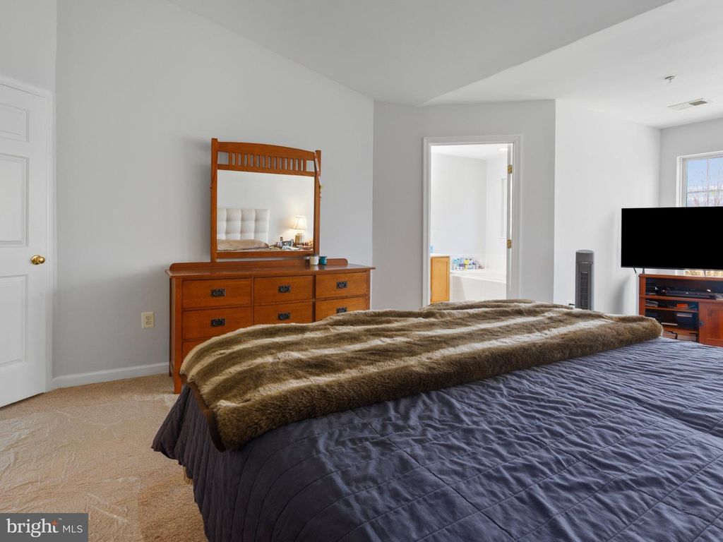 Image 27 of property listing at 4225 LAVENDER LN, Bowie, MD 20720