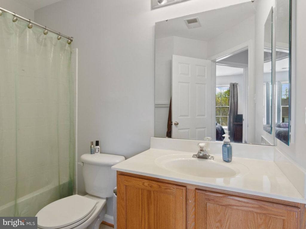 Image 29 of property listing at 4225 LAVENDER LN, Bowie, MD 20720