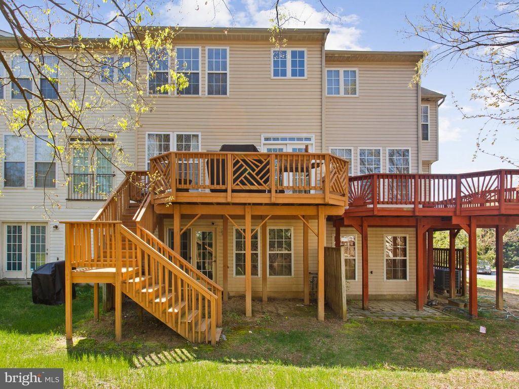 Image 37 of property listing at 4225 LAVENDER LN, Bowie, MD 20720