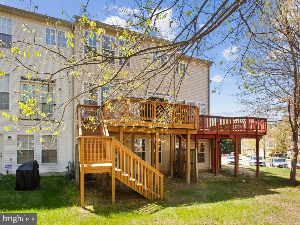 Image 38 of property listing at 4225 LAVENDER LN, Bowie, MD 20720