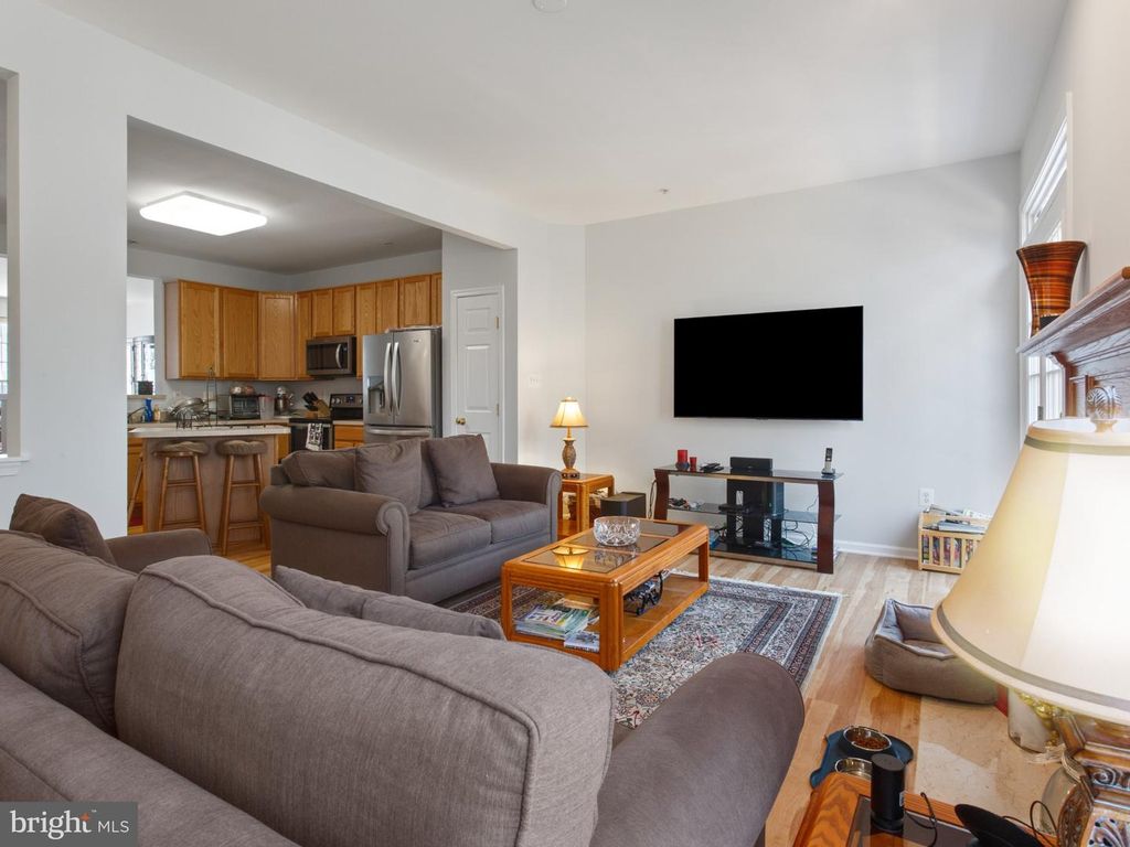 Image 7 of property listing at 4225 LAVENDER LN, Bowie, MD 20720