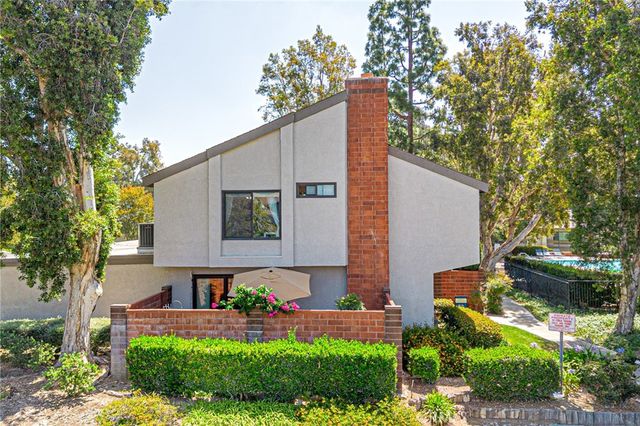 1524 Sherwood Village, Placentia, CA 92870