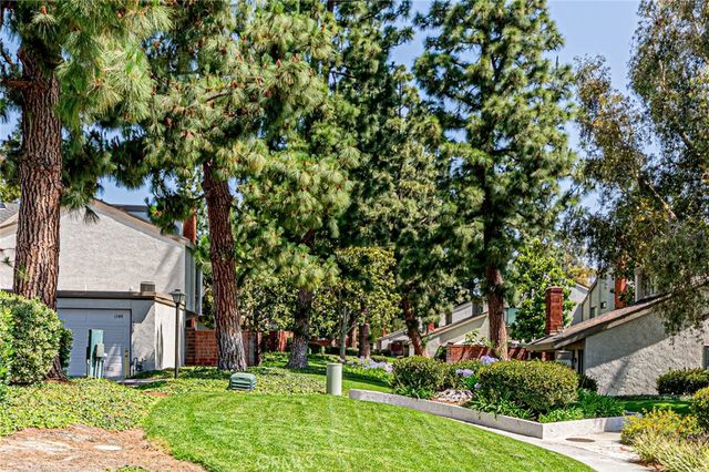 1524 Sherwood Village, Placentia, CA 92870