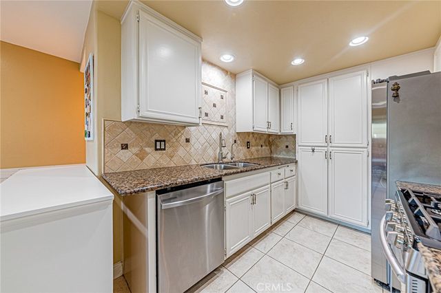 1524 Sherwood Village, Placentia, CA 92870