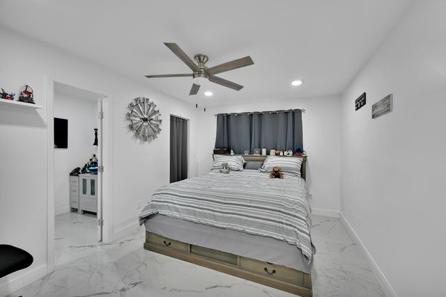 2404 Dade Road, Fort Pierce, FL 34982