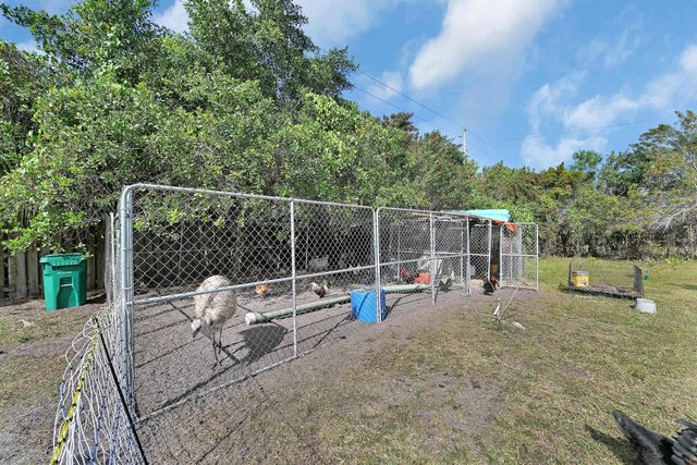 2404 Dade Road, Fort Pierce, FL 34982