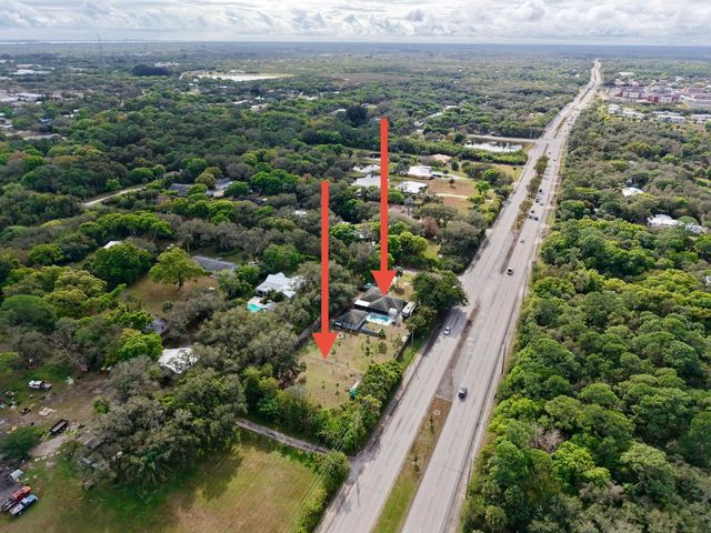 2404 Dade Road, Fort Pierce, FL 34982