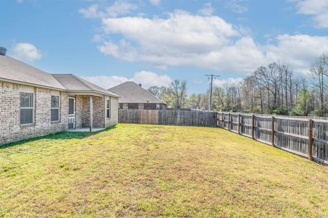 2429 Lancashire, Cabot, AR 72023