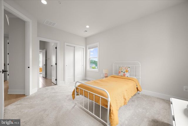 6505 MARE CT, Dayton, MD 21036