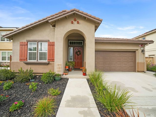 224 Gannet St, Vacaville, CA 95688