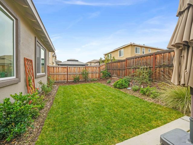224 Gannet St, Vacaville, CA 95688
