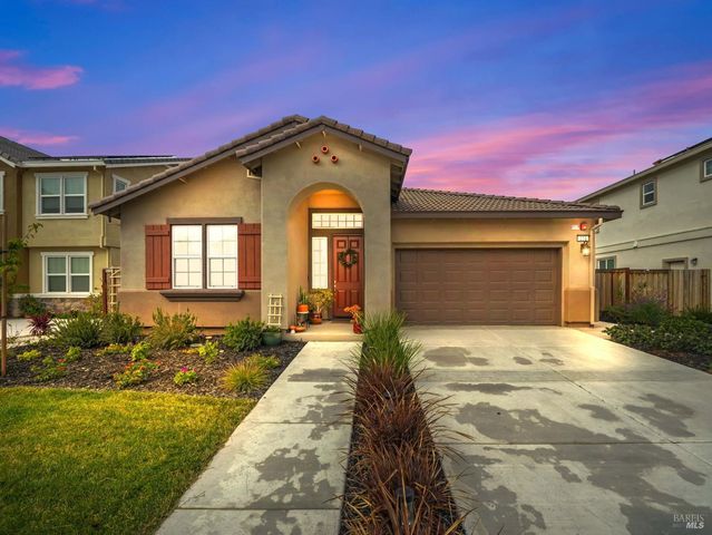 224 Gannet St, Vacaville, CA 95688