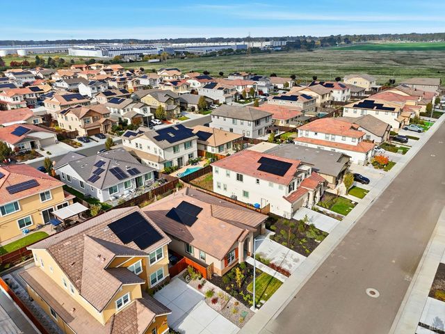 224 Gannet St, Vacaville, CA 95688